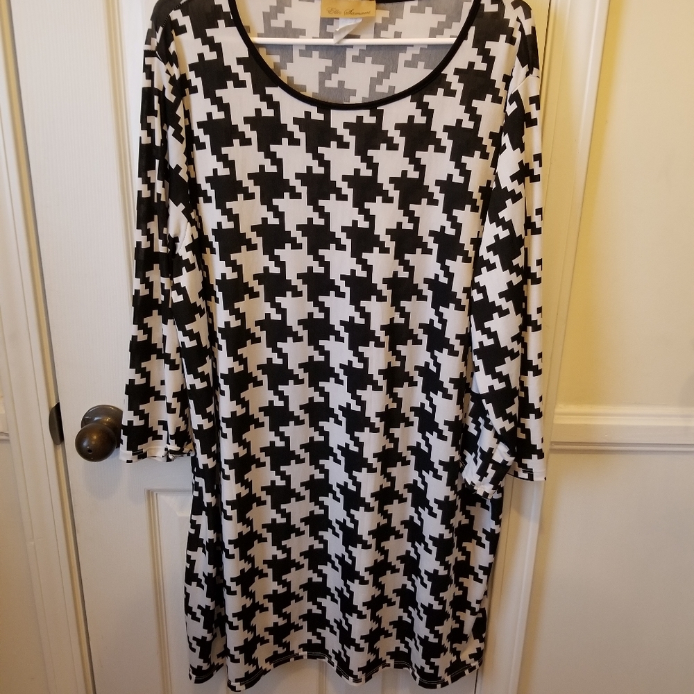 Ladies dress